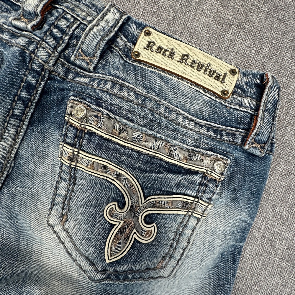Rock Revival Sherry Easy Crop Womens 28 Distressed Rhinestone Y2K Capri Jeans